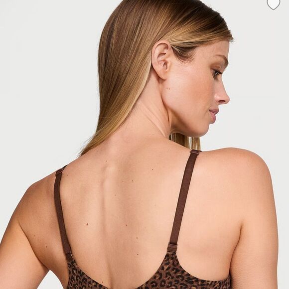 Body By Victoria Perfect Shape Push-Up Smooth Bra by Victoria's Secret 34D - Picture 2 of 11